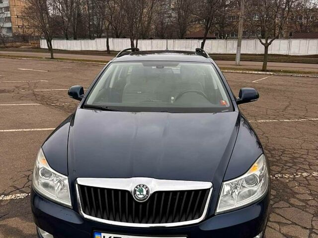 Синий Шкода Октавия, объемом двигателя 12 л и пробегом 185 тыс. км за 7500 $, фото 7 на Automoto.ua