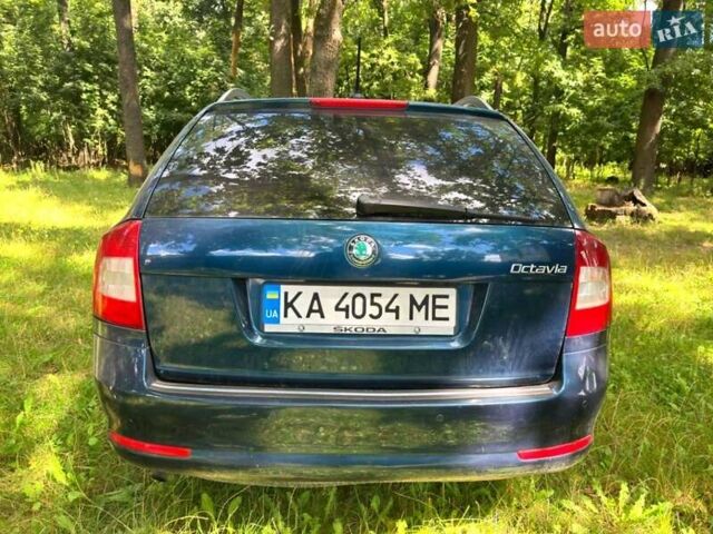 Синій Шкода Октавія, об'ємом двигуна 1.2 л та пробігом 247 тис. км за 3650 $, фото 4 на Automoto.ua