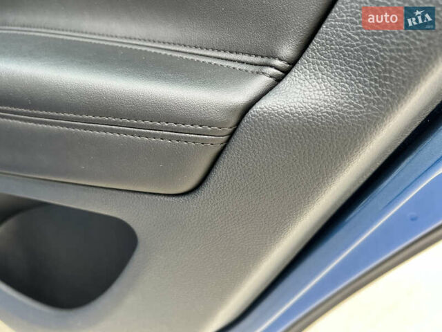 Синий Шкода Октавия, объемом двигателя 2 л и пробегом 204 тыс. км за 12650 $, фото 122 на Automoto.ua