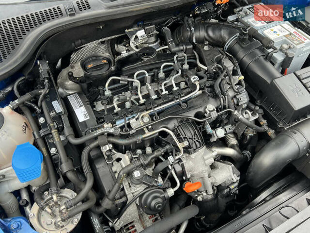 Синий Шкода Октавия, объемом двигателя 2 л и пробегом 204 тыс. км за 12650 $, фото 177 на Automoto.ua