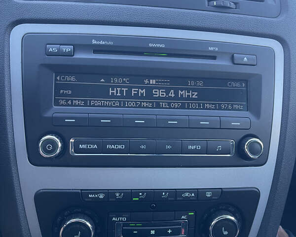 Синий Шкода Октавия, объемом двигателя 1.4 л и пробегом 265 тыс. км за 7950 $, фото 23 на Automoto.ua