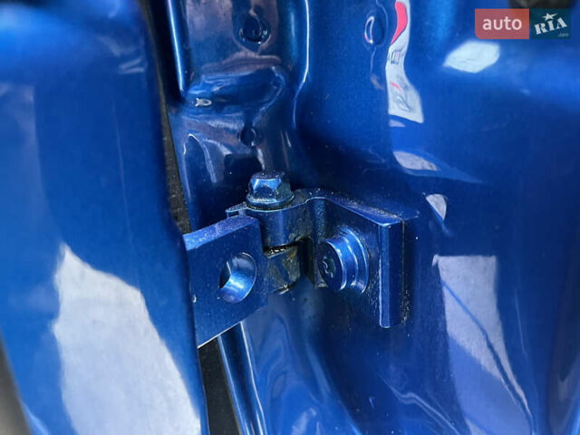 Синий Шкода Октавия, объемом двигателя 2 л и пробегом 204 тыс. км за 12650 $, фото 144 на Automoto.ua