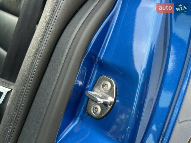 Синий Шкода Октавия, объемом двигателя 2 л и пробегом 204 тыс. км за 12100 $, фото 149 на Automoto.ua