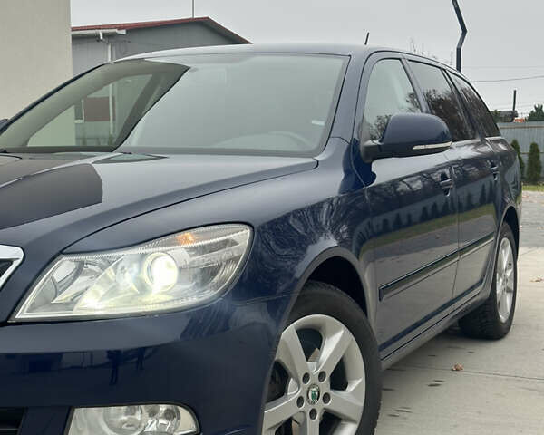 Синій Шкода Октавія, об'ємом двигуна 2 л та пробігом 299 тис. км за 9500 $, фото 7 на Automoto.ua