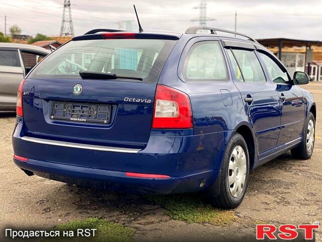 Синий Шкода Октавия, объемом двигателя 1.6 л и пробегом 194 тыс. км за 7900 $, фото 2 на Automoto.ua