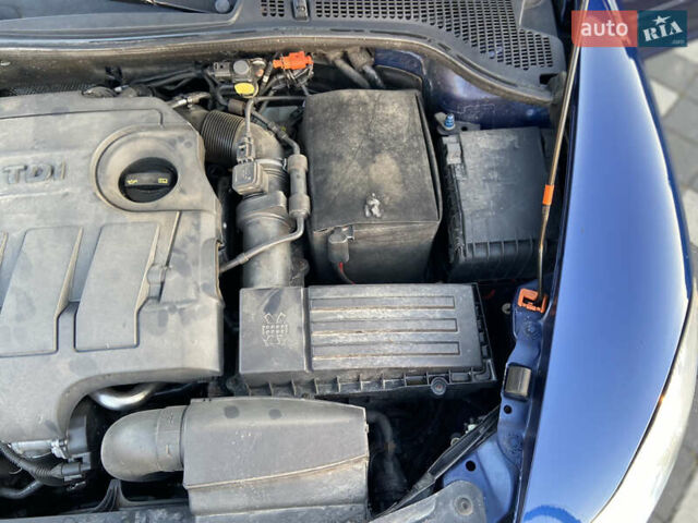 Синій Шкода Октавія, об'ємом двигуна 1.6 л та пробігом 279 тис. км за 9350 $, фото 55 на Automoto.ua