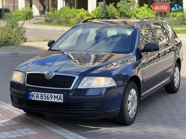 Шкода Октавия 2012 в Киеве на Automoto.ua Синий Шкода Октавия, объемом двигателя 1.6 л и пробегом 0 тыс. км за 5999 $, фото 3 на Automoto.ua