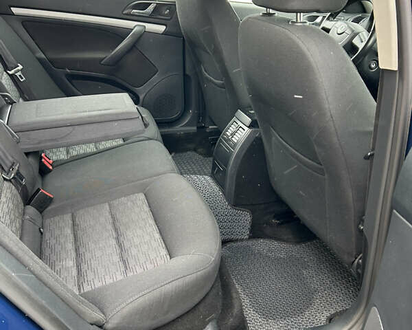 Синий Шкода Октавия, объемом двигателя 1.99 л и пробегом 256 тыс. км за 8250 $, фото 25 на Automoto.ua