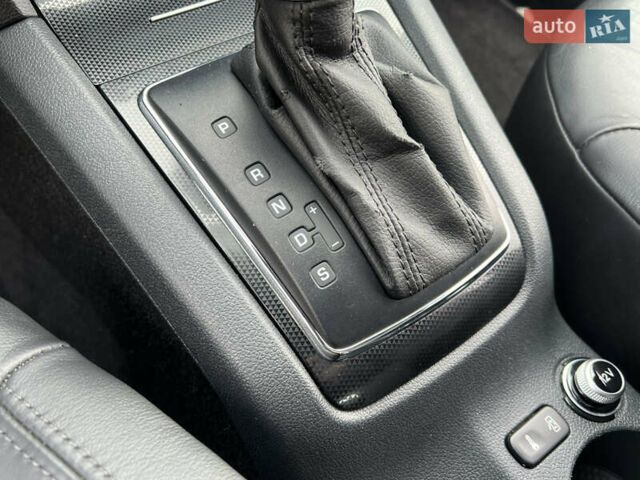 Синий Шкода Октавия, объемом двигателя 2 л и пробегом 204 тыс. км за 12100 $, фото 95 на Automoto.ua