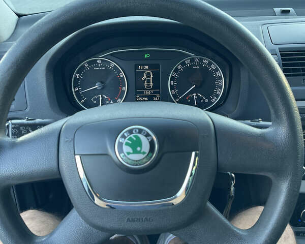 Синий Шкода Октавия, объемом двигателя 1.4 л и пробегом 265 тыс. км за 7950 $, фото 18 на Automoto.ua