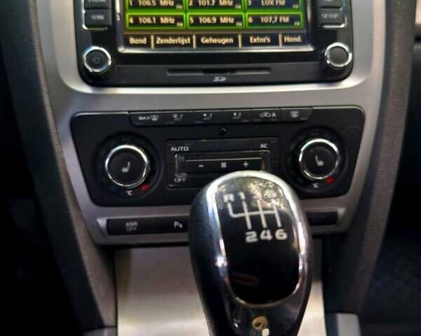 Синій Шкода Октавія, об'ємом двигуна 1.2 л та пробігом 247 тис. км за 2999 $, фото 17 на Automoto.ua