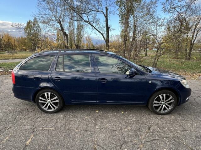 Синій Шкода Октавія, об'ємом двигуна 1.4 л та пробігом 218 тис. км за 7800 $, фото 5 на Automoto.ua