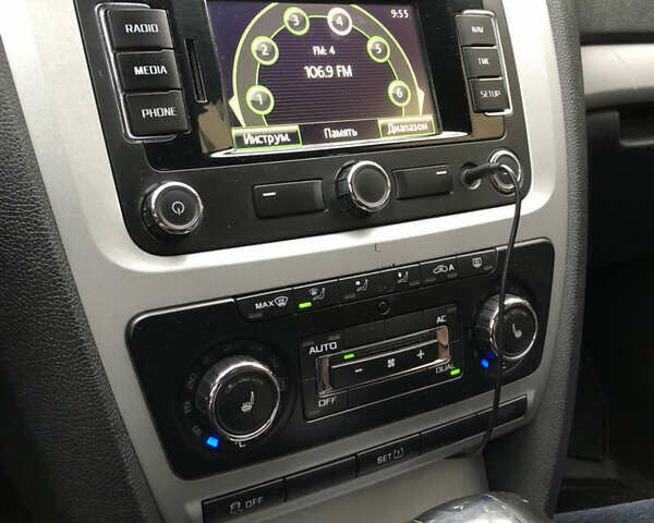 Синій Шкода Октавія, об'ємом двигуна 2 л та пробігом 299 тис. км за 9500 $, фото 18 на Automoto.ua