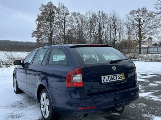Синій Шкода Октавія, об'ємом двигуна 2 л та пробігом 260 тис. км за 8250 $, фото 6 на Automoto.ua