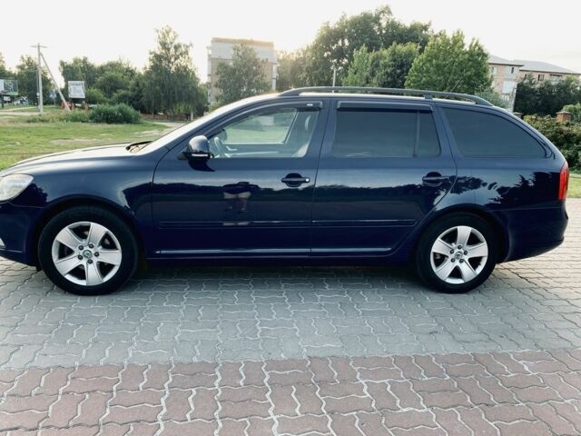 Синій Шкода Октавія, об'ємом двигуна 1.6 л та пробігом 281 тис. км за 8000 $, фото 4 на Automoto.ua