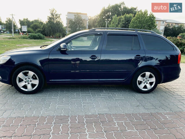 Синий Шкода Октавия, объемом двигателя 1.6 л и пробегом 280 тыс. км за 8100 $, фото 4 на Automoto.ua