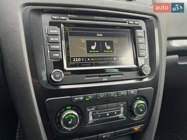 Синий Шкода Октавия, объемом двигателя 2 л и пробегом 204 тыс. км за 12650 $, фото 191 на Automoto.ua