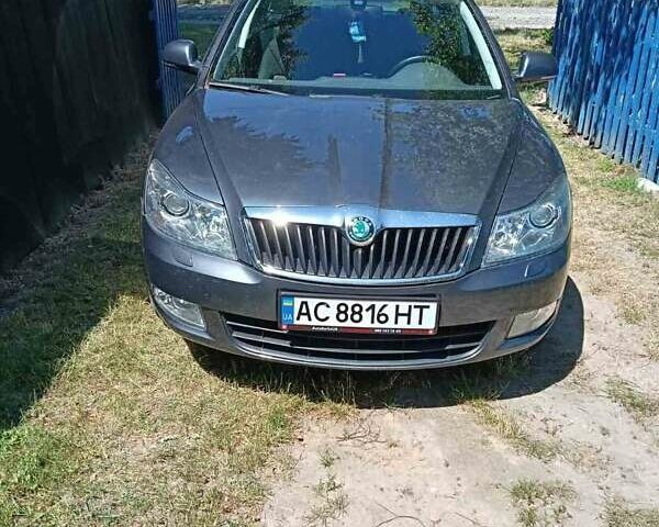 Синий Шкода Октавия, объемом двигателя 1.8 л и пробегом 162 тыс. км за 9100 $, фото 4 на Automoto.ua