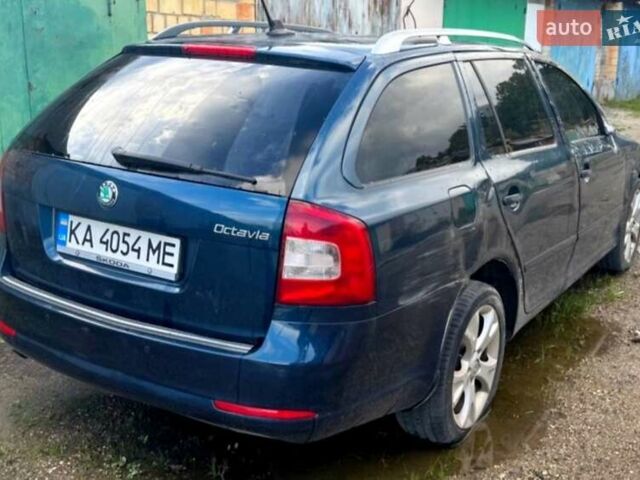 Синій Шкода Октавія, об'ємом двигуна 1.2 л та пробігом 247 тис. км за 2999 $, фото 2 на Automoto.ua