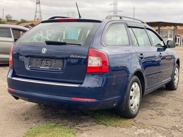 Синій Шкода Октавія, об'ємом двигуна 1.6 л та пробігом 194 тис. км за 8400 $, фото 8 на Automoto.ua