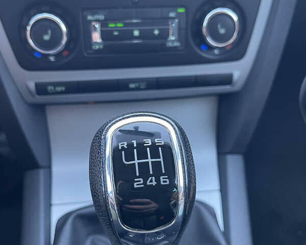 Синий Шкода Октавия, объемом двигателя 1.4 л и пробегом 265 тыс. км за 7950 $, фото 24 на Automoto.ua