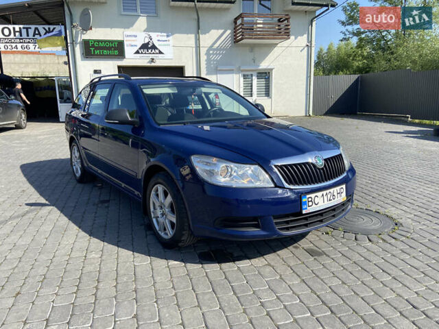 Синий Шкода Октавия, объемом двигателя 1.6 л и пробегом 208 тыс. км за 8250 $, фото 24 на Automoto.ua