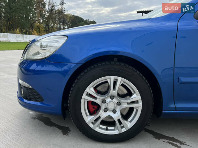 Синий Шкода Октавия, объемом двигателя 2 л и пробегом 204 тыс. км за 12650 $, фото 56 на Automoto.ua