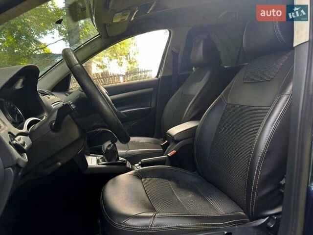 Синій Шкода Октавія, об'ємом двигуна 1.2 л та пробігом 247 тис. км за 3650 $, фото 13 на Automoto.ua