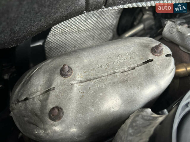 Синий Шкода Октавия, объемом двигателя 2 л и пробегом 204 тыс. км за 12100 $, фото 181 на Automoto.ua