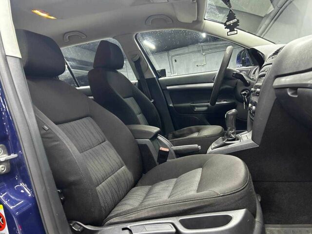 Синий Шкода Октавия, объемом двигателя 1.9 л и пробегом 217 тыс. км за 8300 $, фото 12 на Automoto.ua