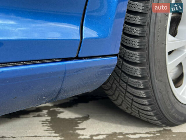 Синий Шкода Октавия, объемом двигателя 2 л и пробегом 204 тыс. км за 12650 $, фото 54 на Automoto.ua