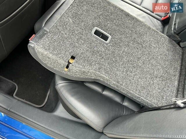 Синий Шкода Октавия, объемом двигателя 2 л и пробегом 204 тыс. км за 12100 $, фото 132 на Automoto.ua