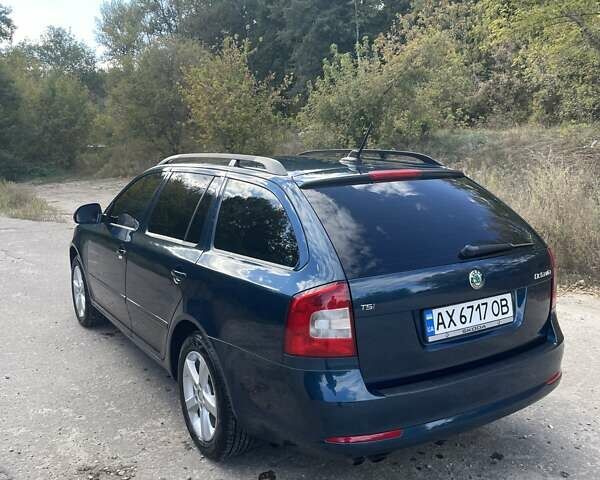 Синий Шкода Октавия, объемом двигателя 1.8 л и пробегом 170 тыс. км за 9300 $, фото 10 на Automoto.ua