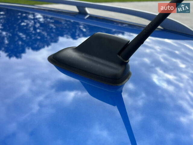 Синий Шкода Октавия, объемом двигателя 2 л и пробегом 204 тыс. км за 12650 $, фото 69 на Automoto.ua