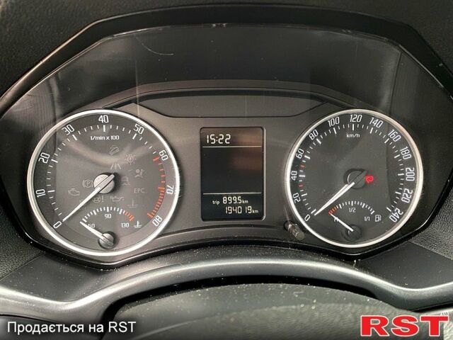 Синий Шкода Октавия, объемом двигателя 1.6 л и пробегом 194 тыс. км за 7900 $, фото 6 на Automoto.ua