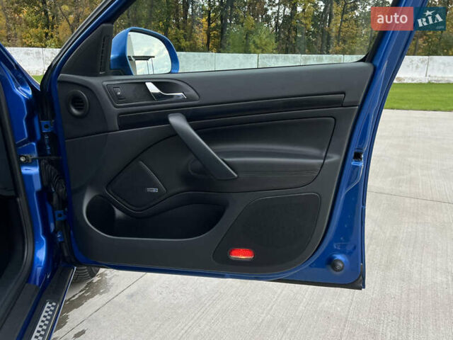 Синий Шкода Октавия, объемом двигателя 2 л и пробегом 204 тыс. км за 12650 $, фото 118 на Automoto.ua