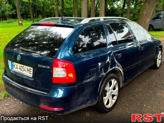 Синий Шкода Октавия, объемом двигателя 1.2 л и пробегом 247 тыс. км за 4200 $, фото 1 на Automoto.ua