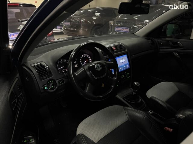 Синій Шкода Октавія, об'ємом двигуна 0 л та пробігом 198 тис. км за 7200 $, фото 4 на Automoto.ua