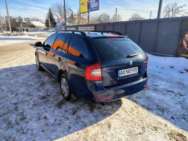 Синий Шкода Октавия, объемом двигателя 1.6 л и пробегом 198 тыс. км за 6900 $, фото 1 на Automoto.ua