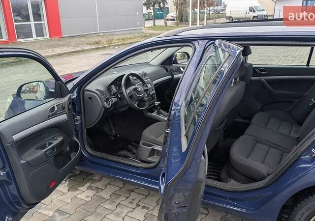 Синій Шкода Октавія, об'ємом двигуна 1.6 л та пробігом 429 тис. км за 7200 $, фото 20 на Automoto.ua