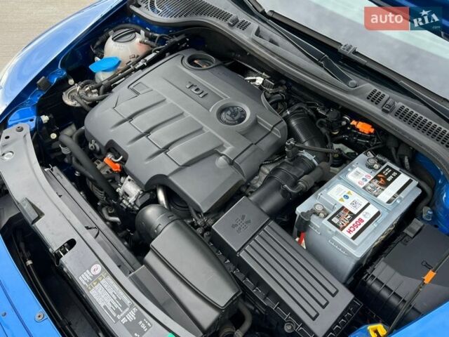 Синий Шкода Октавия, объемом двигателя 2 л и пробегом 204 тыс. км за 11650 $, фото 140 на Automoto.ua