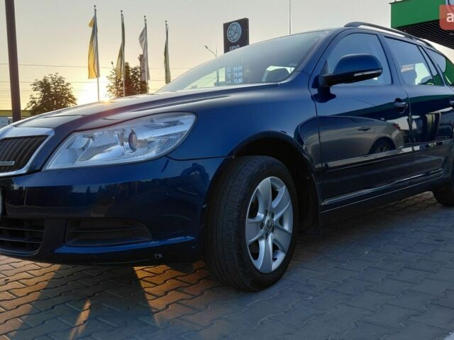 Синій Шкода Октавія, об'ємом двигуна 1.6 л та пробігом 270 тис. км за 8800 $, фото 7 на Automoto.ua