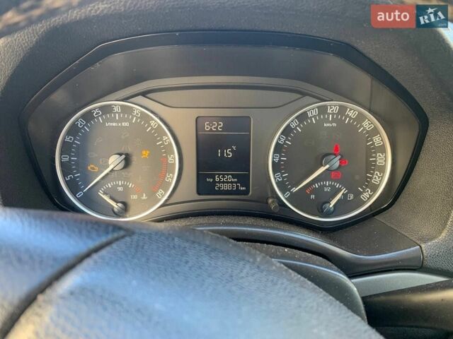 Синій Шкода Октавія, об'ємом двигуна 1.6 л та пробігом 299 тис. км за 6991 $, фото 16 на Automoto.ua