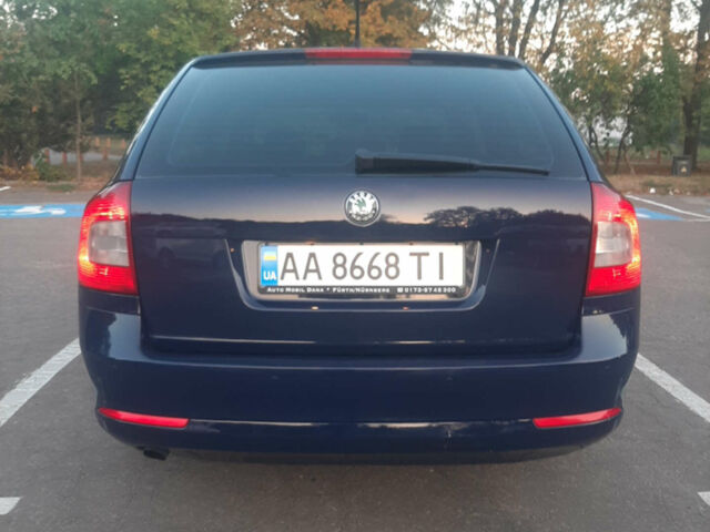 Синій Шкода Октавія, об'ємом двигуна 1.6 л та пробігом 278 тис. км за 8500 $, фото 2 на Automoto.ua
