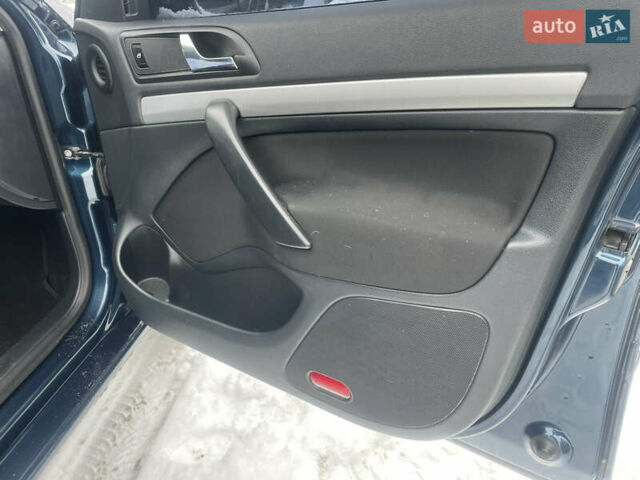 Синий Шкода Октавия, объемом двигателя 1.6 л и пробегом 290 тыс. км за 7700 $, фото 24 на Automoto.ua