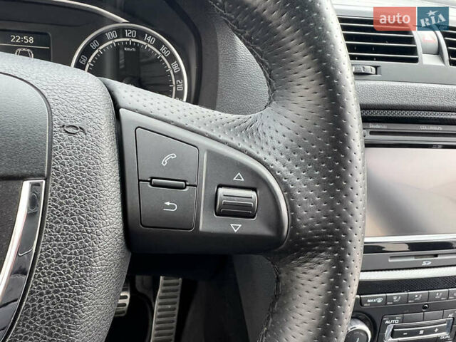 Синий Шкода Октавия, объемом двигателя 2 л и пробегом 204 тыс. км за 12650 $, фото 90 на Automoto.ua