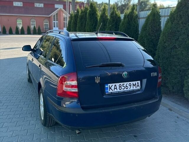 Синій Шкода Октавія, об'ємом двигуна 1.6 л та пробігом 297 тис. км за 4200 $, фото 4 на Automoto.ua