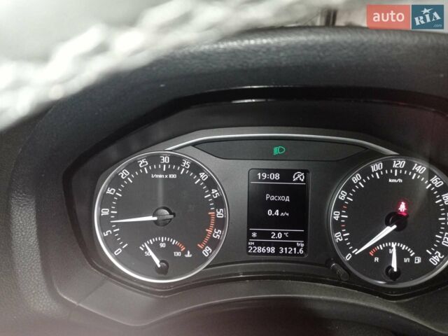 Синій Шкода Октавія, об'ємом двигуна 1.6 л та пробігом 228 тис. км за 8800 $, фото 16 на Automoto.ua