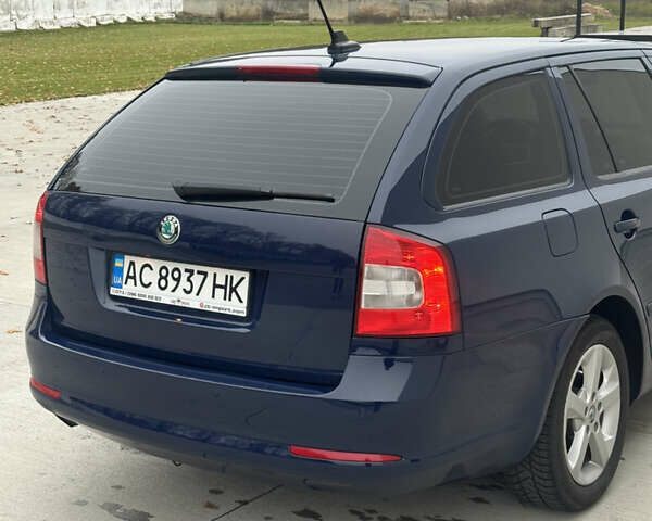 Синій Шкода Октавія, об'ємом двигуна 2 л та пробігом 299 тис. км за 9500 $, фото 9 на Automoto.ua