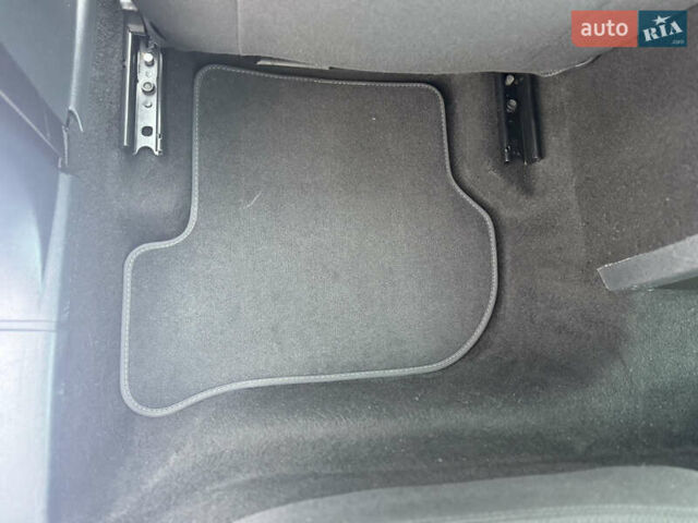 Синий Шкода Октавия, объемом двигателя 1.6 л и пробегом 229 тыс. км за 9600 $, фото 44 на Automoto.ua